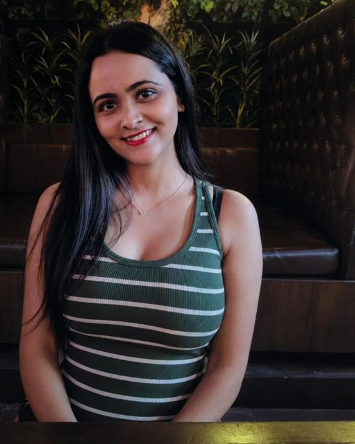 swarak, SnugTalk host